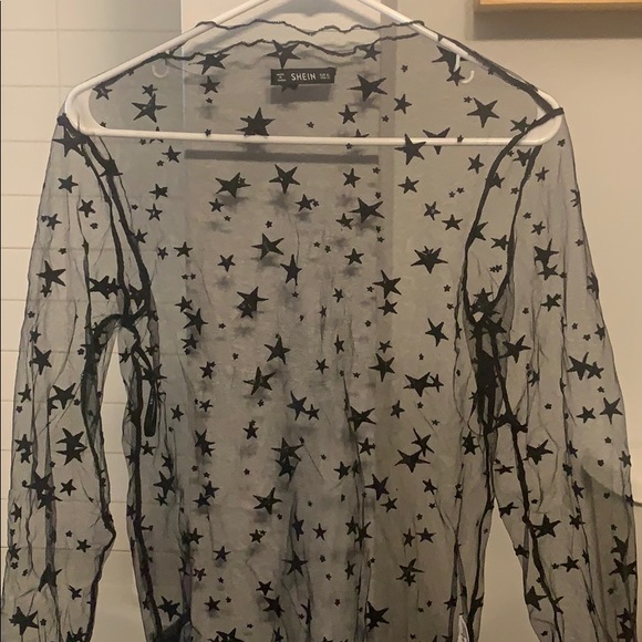 See through star shirt - Picture 2 of 3